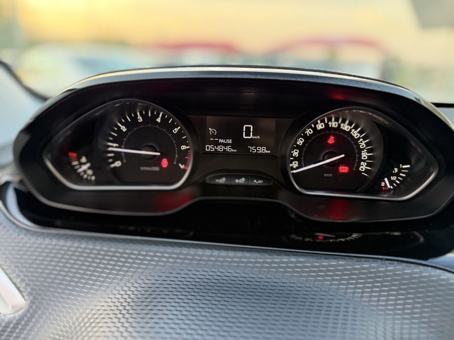 Peugeot 2008 - 1.2 PureTech