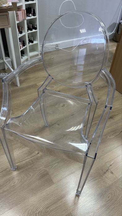 Cadeira Ghost Acrílico