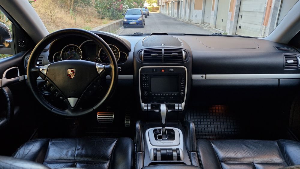Porsche Cayenne — fotografia 8
