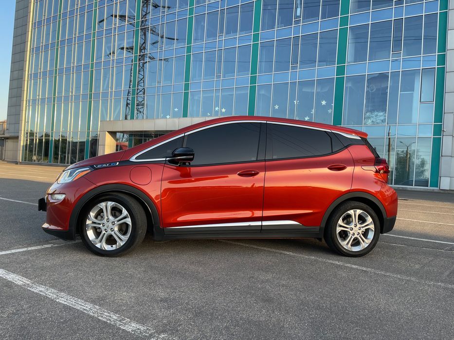 Chevrolet Bolt EV 2021 отличное состояние