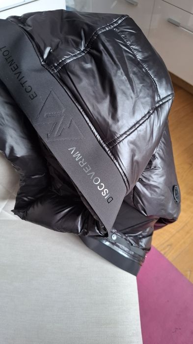 Пуховик женский черный