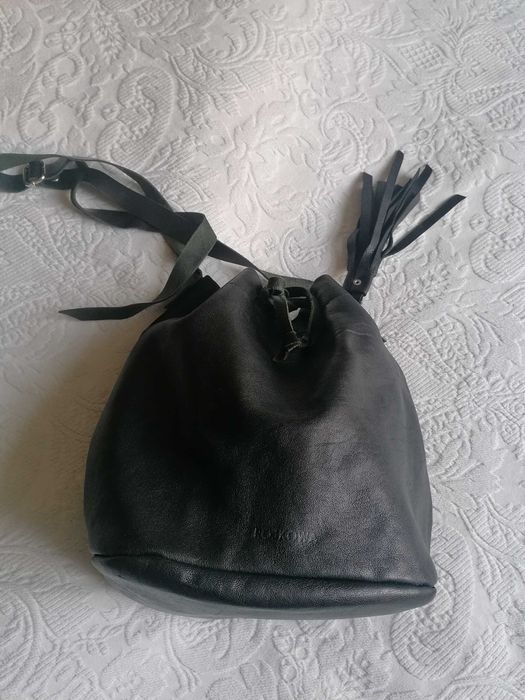 Torebka, worek skórzana czarna