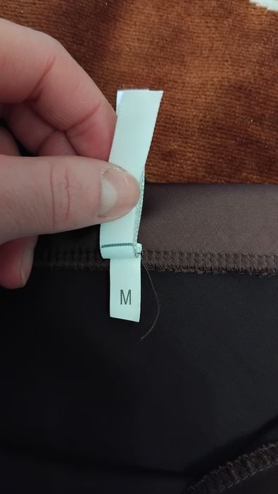 Продам  спідницю  IMPERIAL