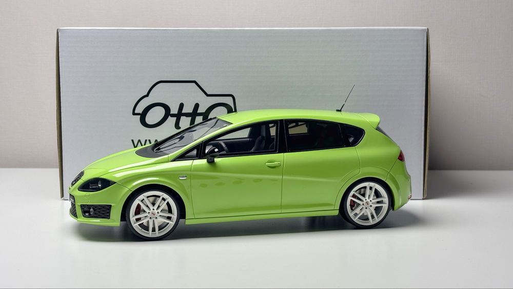 1/18 2010 Seat Leon Cupra R Kiwi Green Otto Models OT404