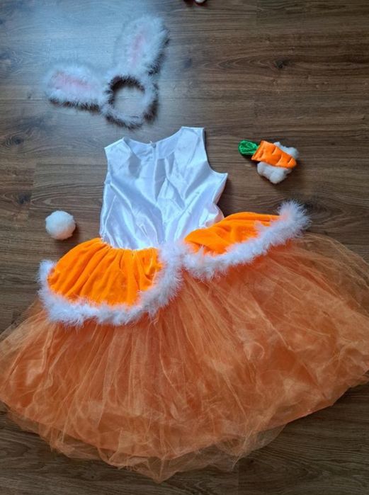 Зайчик,  білочка, лисичка, морквинка, мандаринка, оренда, прокат