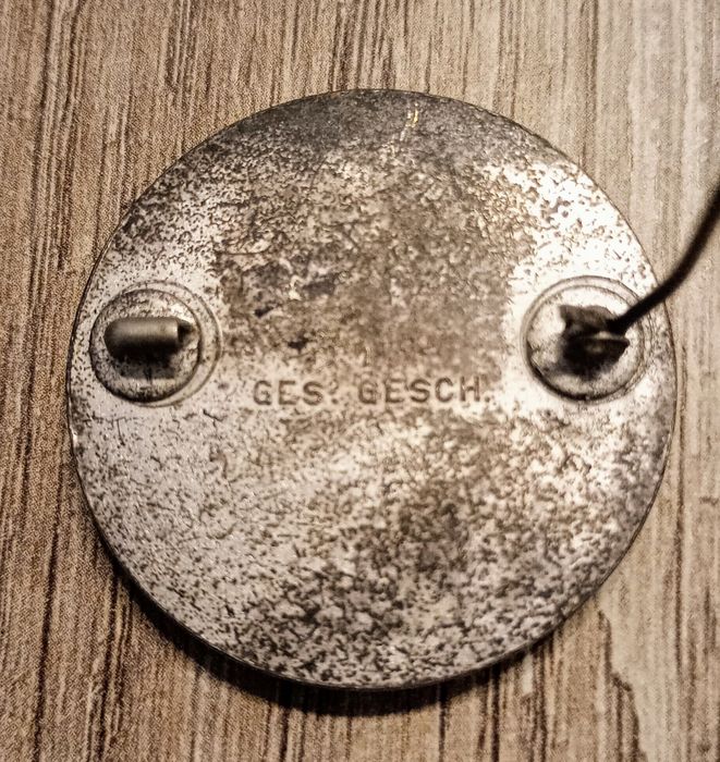 Militaria III Reich Wehrmacht Segunda Guerra Mundial Pin Cruz Vermelha