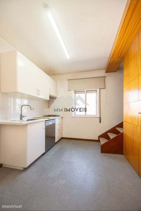 Imóvel Único: Habitação + Espaço Comercial | Excelente Oportunidade de