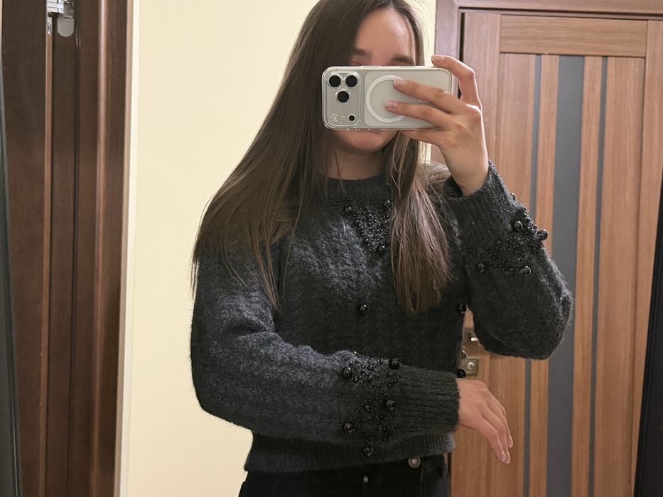 Светр з перлинами Zara, S