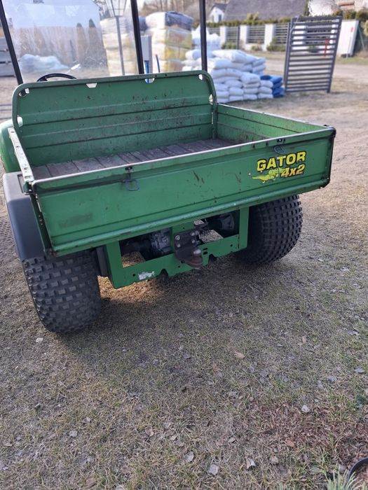 John deere gator