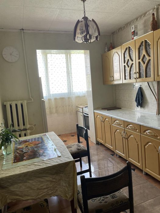 Сдам 3 комн Королева  11000
