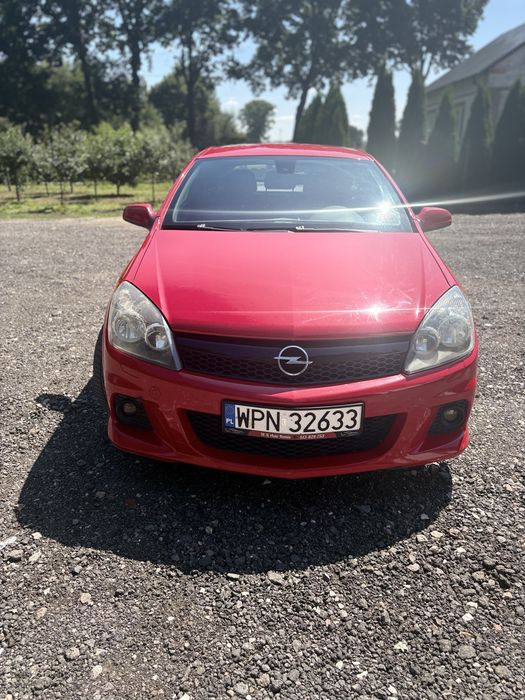 opel astra GTC 2008r
