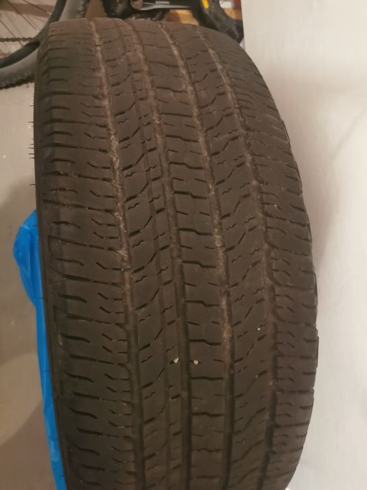 Sprzedam komplet opon r 18 265/60