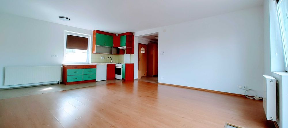 RUMIA 2 pok. 57mkw 1p  Do zamieszkania