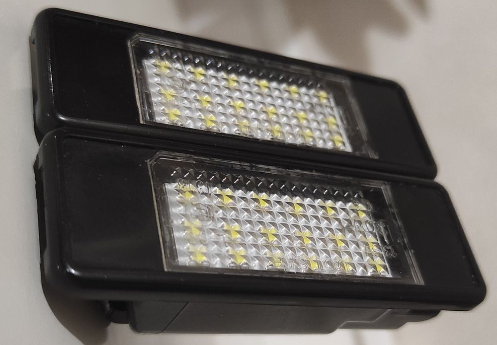 Led підсвітка номерного знака Peugeot, Citroen.