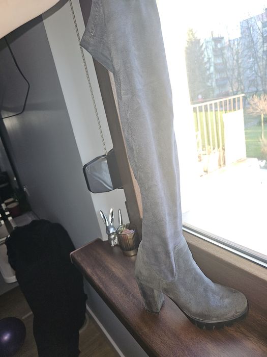 Kozaki zamszowe szare