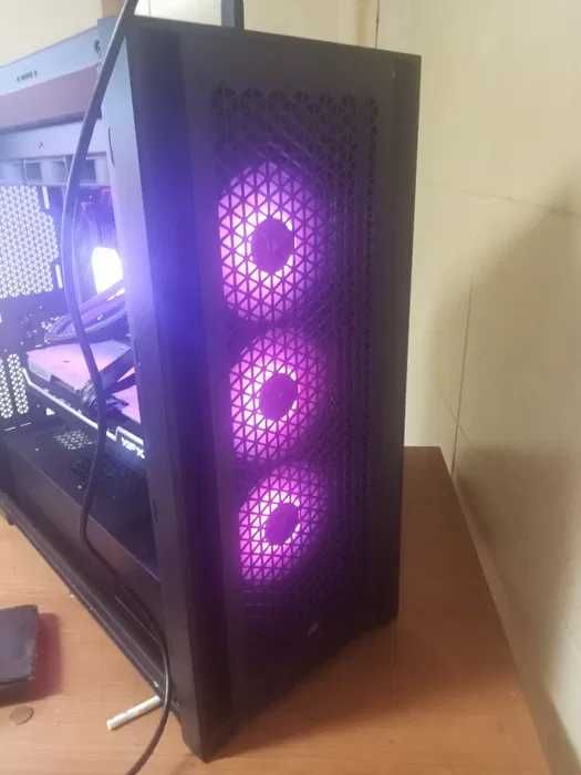 pc gaming high end - ryzen 7 7800X3D - RTX 5070 - 32GB - 2TB