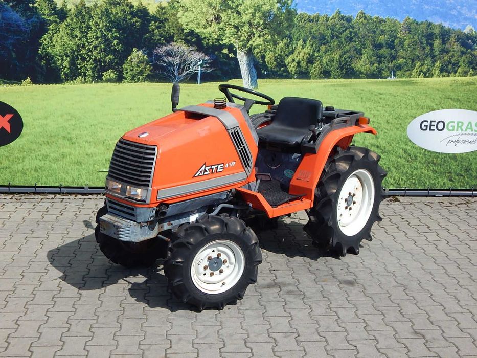Mały traktor Kubota A17 4x4 17KM ciągnik do ogrodu Iseki Yanmar PROMOCJA Diesel