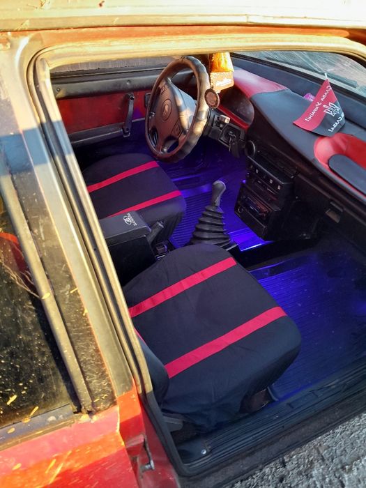 Находу Сів поїхав