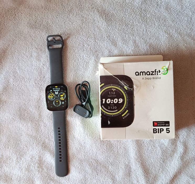 Smartwatch Amazfit Bip 5 - Stan Bardzo Dobry / Powystawowy / Zestaw