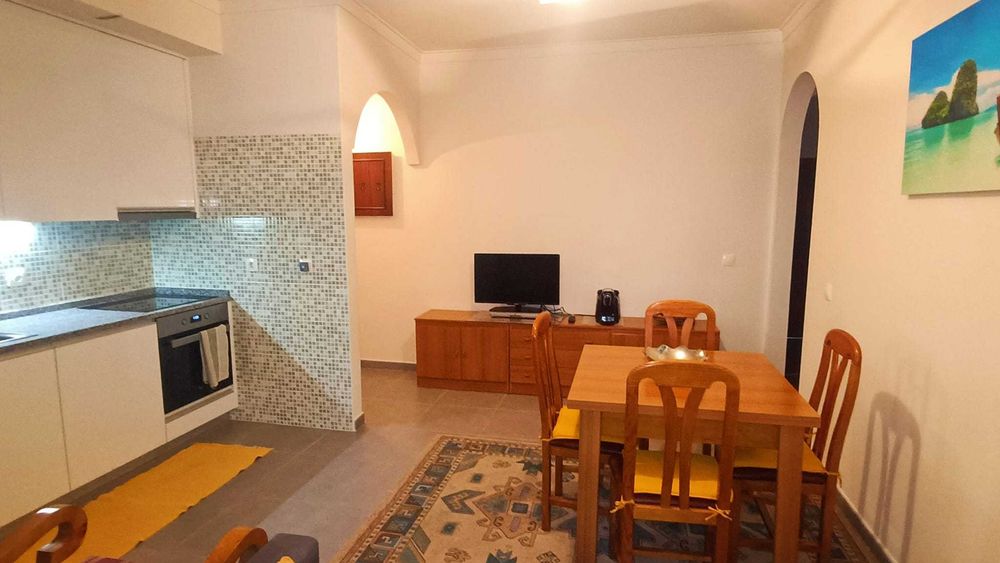 T2+1 Vista Mar Costa da Caparica | 700m Praia | Habitação/Investimento