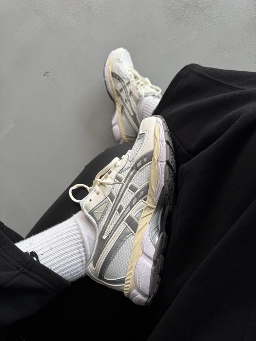 Кросівки Кроссовки Asics Gel-NYC 2055 Beige Grey Бежево-серый Бежево-сірий Кросовки Демісезон