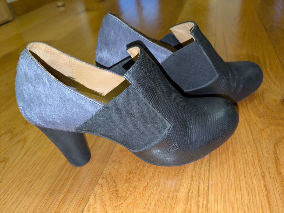 Botas em pele pretas/cinza Dysfunctional 37