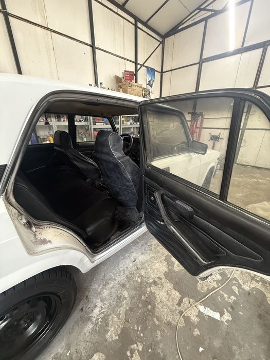 Продам ваз 2107 1.6
