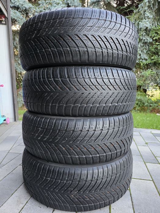 Всесезонні шини Nokian 235/60 18