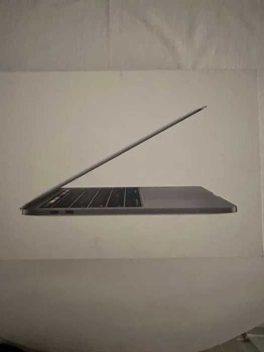 Macbook Pro 13" 2020 Caixa e Fatura Para Estudante