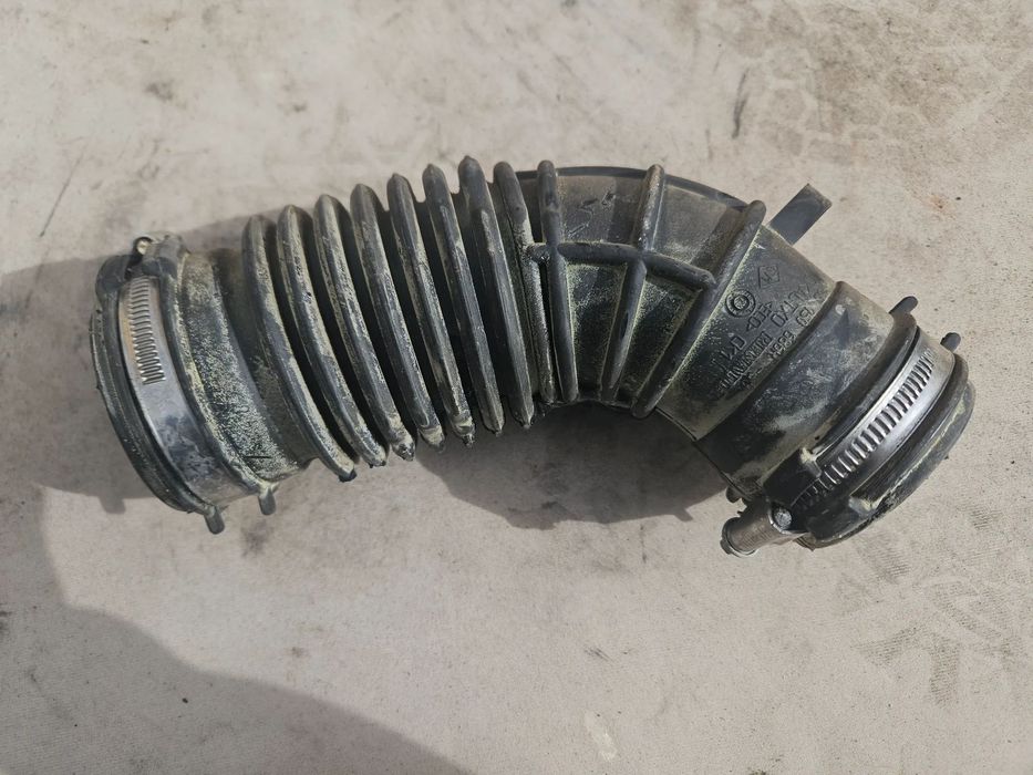 Rura wąż przewód powietrza Renault MEGANE Scenic III 1,5 DCI 2014r 165750686R