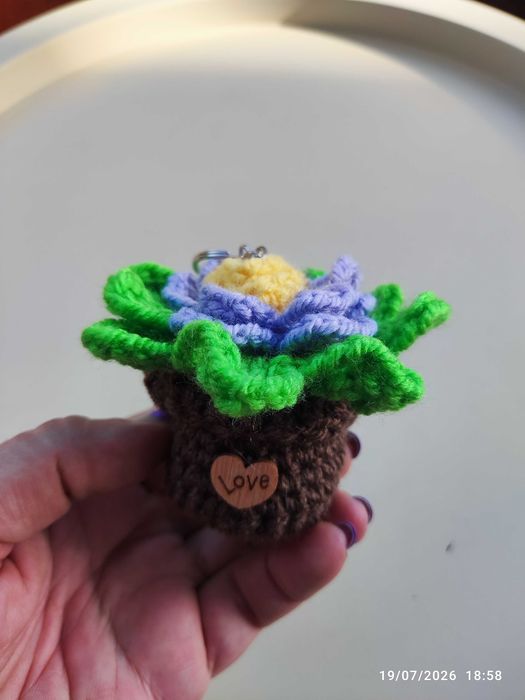 Flor em Crochê no Vaso