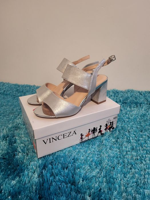 Nowe Sandały Vinceza