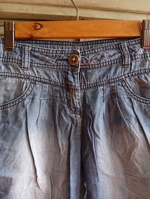 Jeansy, spodnie haremki 6-7 lat