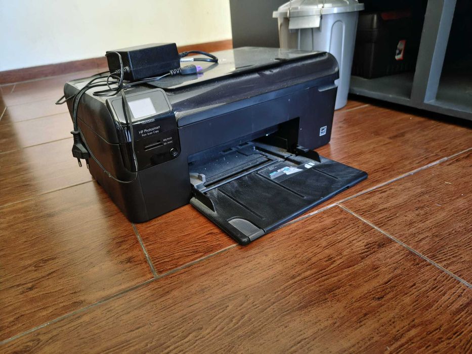 Lote 3 Televisões + Impressora HP | Reparação / Aproveitamento
