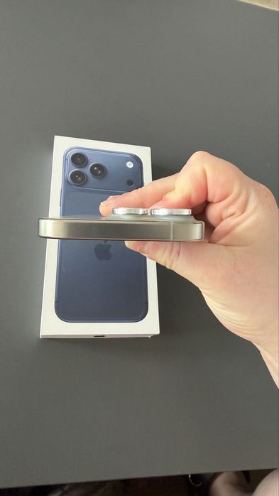 Iphone 16 pro 256 Gb Naturalny tytan, idealny stan