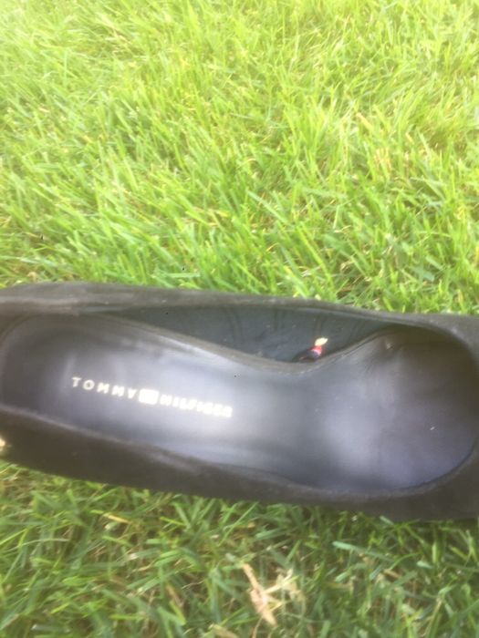 Продам женские туфли