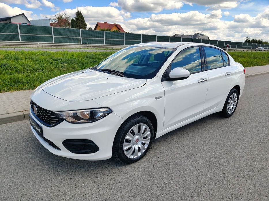 Fiat Tipo POP / 1.6 Multi-Jet 120 KM / Salon Polska / Bezwypadkowy /Stan b.dobry