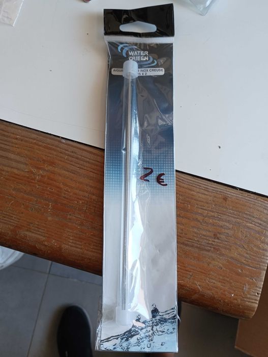 Material de pesca, diversos, a preços baixos