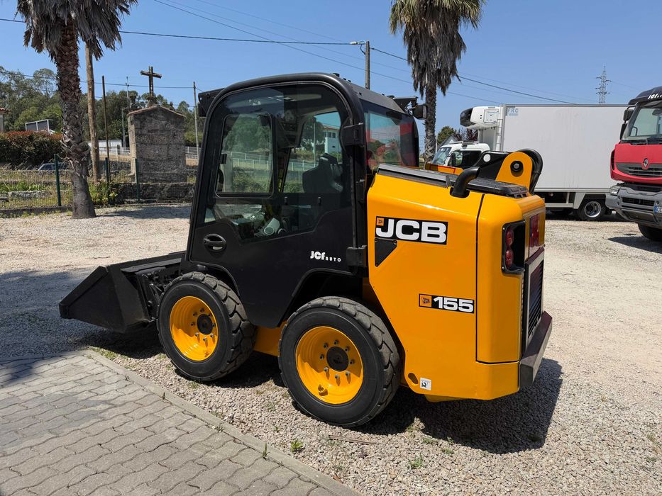 Máquina JCB 155 Robot