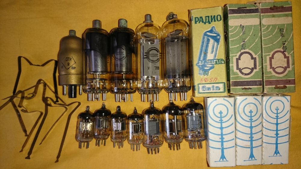 Радио детали. Радио лампы. Диод. Транзистор. Конденсатор. Резистор.