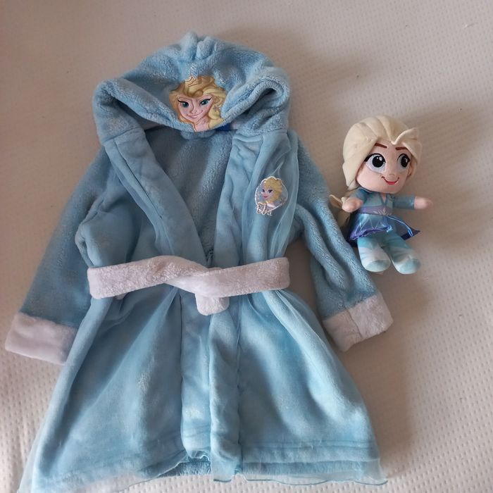 Mięciutki ciepły szlafrok Frozen 1,5 -2 lata  r.92