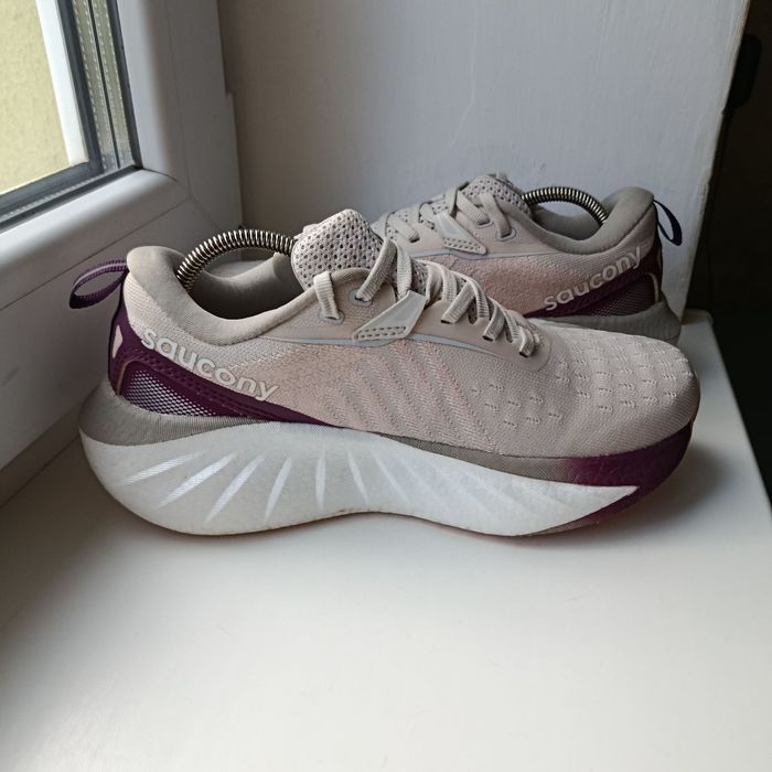 Кросівки Saucony Triumph 22  р. 37. Оригінал