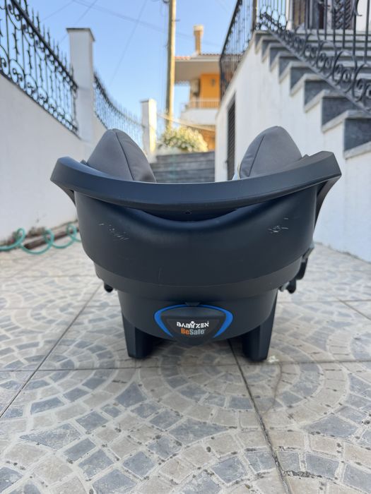 conjunto BeSafe iZi Go Modular i-Size + base ISOFIX iZi Modular