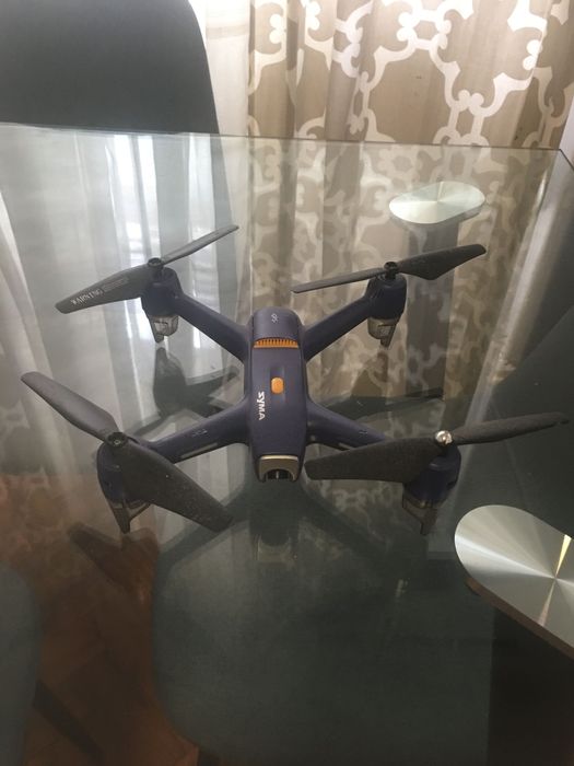 Drone marca  SYMA gps