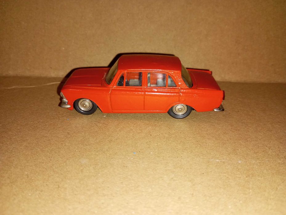 Машинка игрушечная Москвич 412 А2
