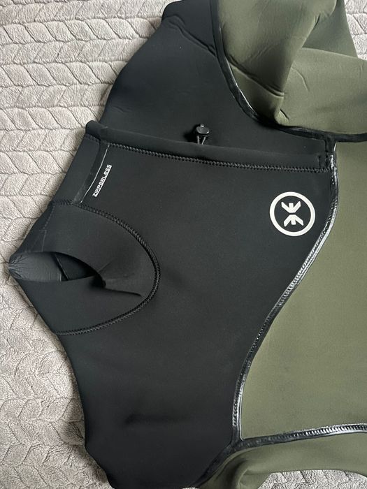 Fato de Surf - Deeply