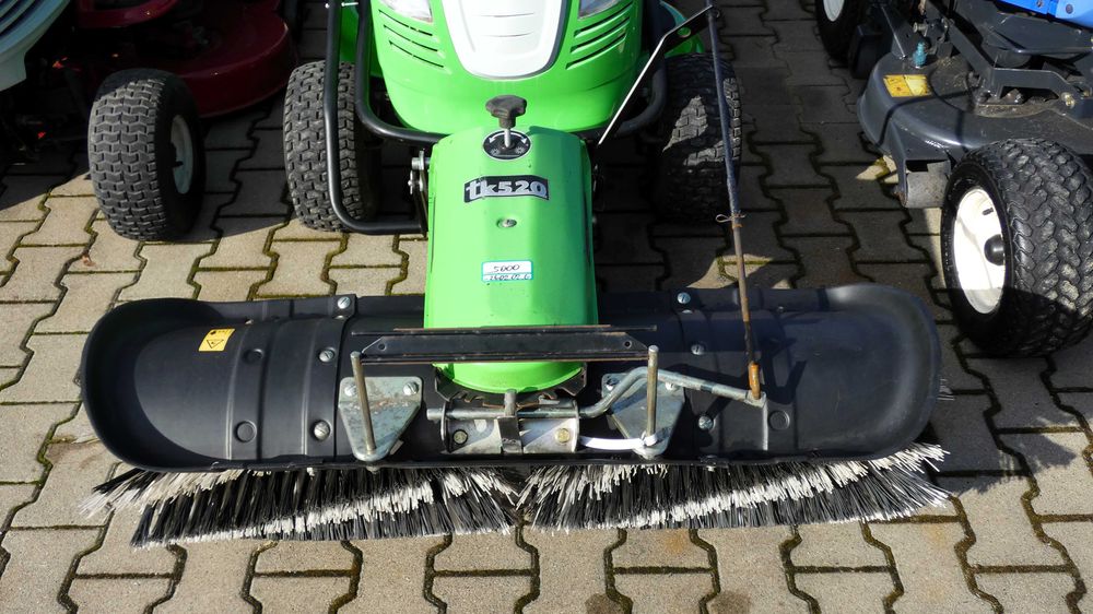 Zamiatarka do traktorka kosiaki Tielburger TK520 (260202.6) - Baras