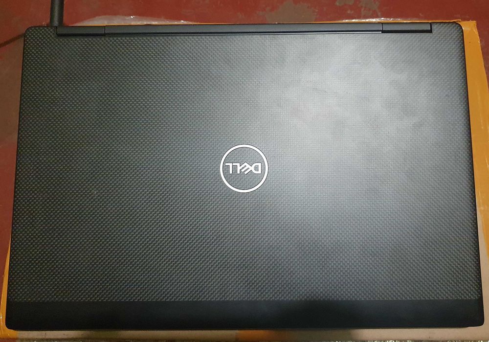Dell Precision 7530 i7 16 ram quadro p3200 240gb игровой