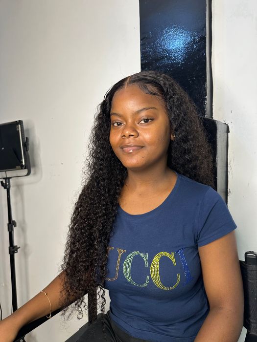 Tranças africanas de qualidade e aplicação de cabelo/tissagem