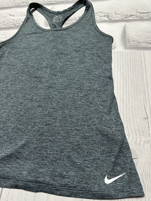 Жіноча спортивна майка Nike Dri Fit